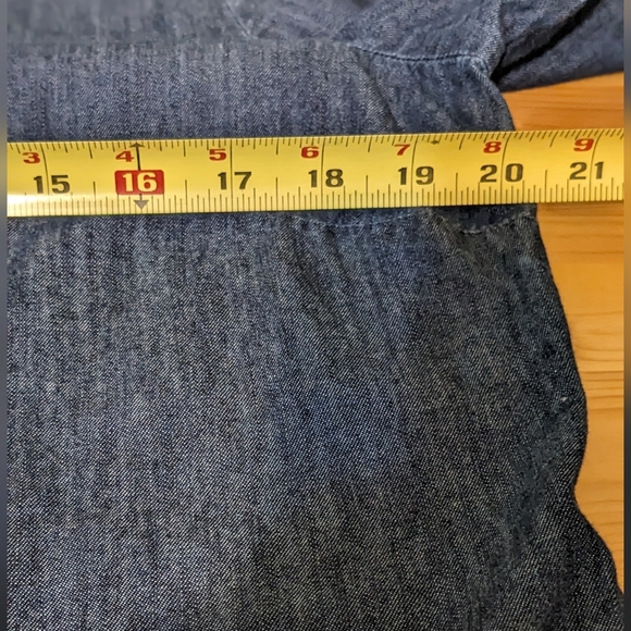 Talbots Petite Denim Top. Tie-Sleeve 3/4 length. Scoop neckline. Size MP - Picture 8 of 13